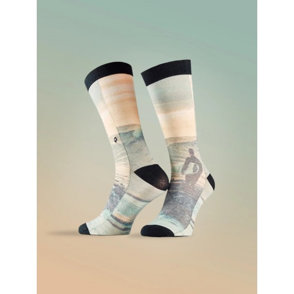 Chaussette imprimée motif surfer – L’appel du large à vos pieds