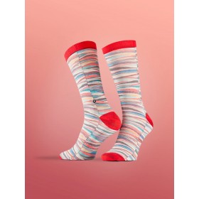 chaussettes imprimées façon canevas de rouge