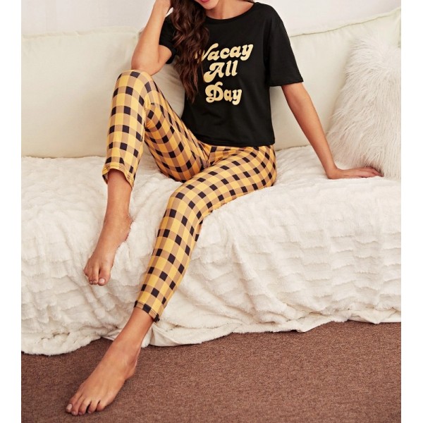 Ensemble de pyjama à carreaux jaune et noir avec motif slogan