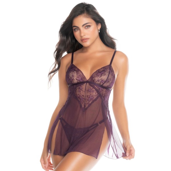 Nuisette couleur mûre et string assorti